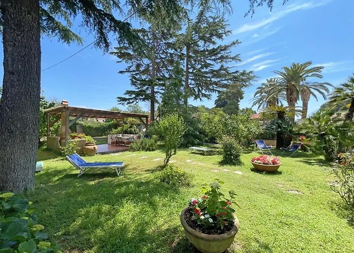 Adriana Di Argonautivacanze Porto Azzurro